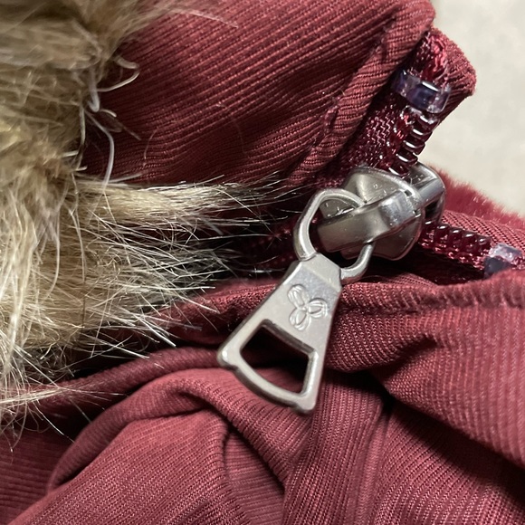 aritzia vail parka - Picture 3 of 17